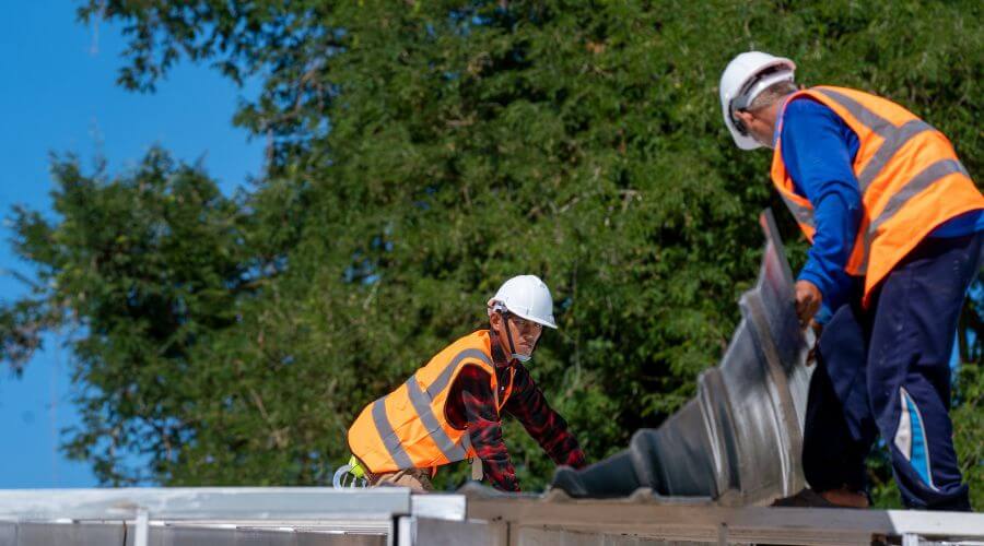 Expert top industrial roofings services in New Rockford, ND